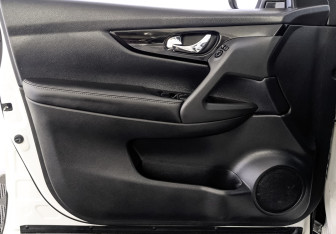 Подержанный автомобиль Nissan Qashqai 2018 года (19 фото)