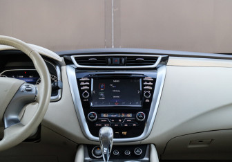Подержанный автомобиль Nissan Murano Suv 2017 года (14 фото)