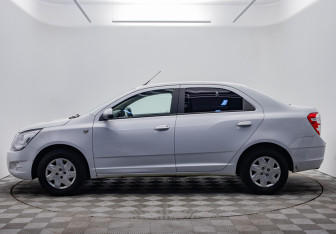 Подержанный автомобиль Ravon R4 2017 года (2 фото)