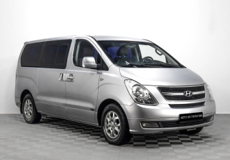 Подержанный автомобиль Hyundai Grand Starex 2008 года (2 фото)