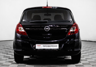 Подержанный автомобиль Opel Corsa 2008 года (2 фото)
