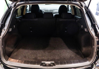 Подержанный автомобиль Nissan Qashqai 2018 года (22 фото)