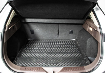 Подержанный автомобиль FAW Bestune T77 2022 года (10 фото)