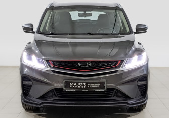 Подержанный автомобиль Geely Coolray 2022 года (2 фото)