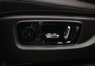 Подержанный автомобиль LiXiang L9 2024 года (13 фото)