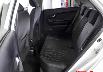 Подержанный автомобиль Kia Picanto 2012 года (10 фото)