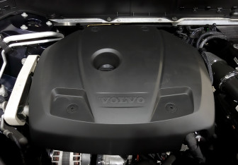 Подержанный автомобиль Volvo XC90 2018 года (9 фото)