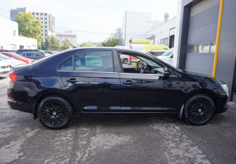 Подержанный автомобиль Skoda Rapid Liftback 2021 года (4 фото)