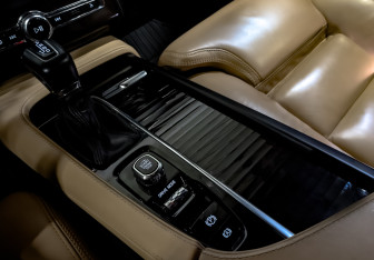 Подержанный автомобиль Volvo XC90 2017 года (29 фото)