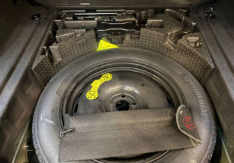 Новый Land Rover Range Rover Velar 2025 (10 фото)