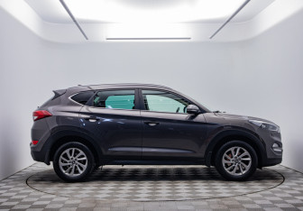 Подержанный автомобиль Hyundai Tucson 2018 года (4 фото)