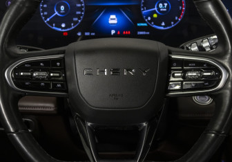 Подержанный автомобиль Chery Tiggo 8 Pro Max 2023 года (11 фото)