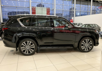 Новый Lexus LX 2026 (4 фото)