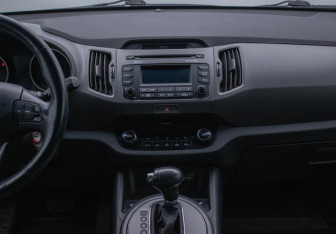 Подержанный автомобиль Kia Sportage 2014 года (14 фото)