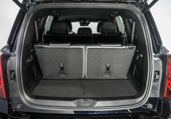 Подержанный автомобиль GAC GS8 2023 года (20 фото)