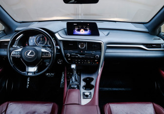 Подержанный автомобиль Lexus RX 2016 года (23 фото)