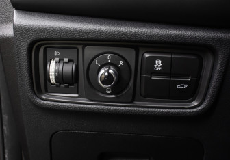 Подержанный автомобиль Москвич 3 2023 года (17 фото)