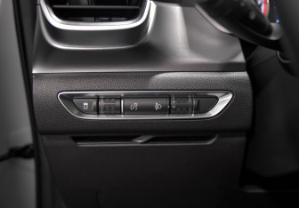 Подержанный автомобиль Geely Coolray 2021 года (9 фото)