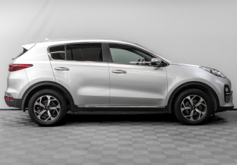 Подержанный автомобиль Kia Sportage 2018 года (4 фото)