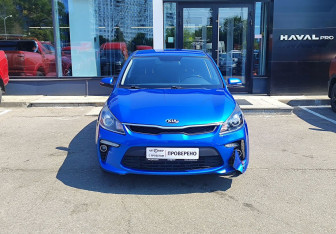 Подержанный автомобиль Kia Rio Sedan 2018 года (2 фото)