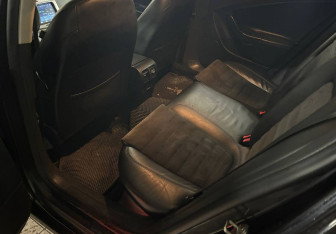 Подержанный автомобиль Volkswagen Passat Sedan 2010 года (10 фото)