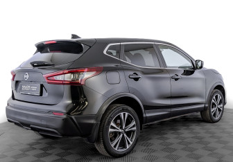 Подержанный автомобиль Nissan Qashqai 2021 года (5 фото)