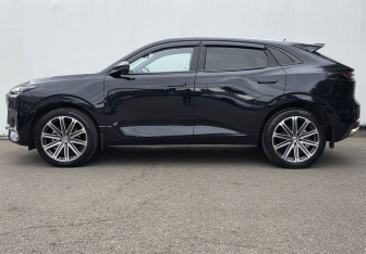 Подержанный автомобиль Changan UNI-K 2024 года (8 фото)