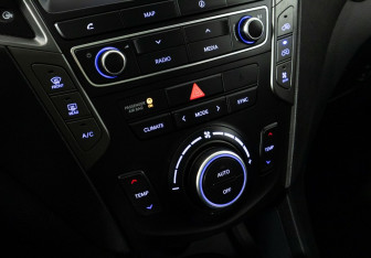 Подержанный автомобиль Hyundai Santa Fe 2018 года (12 фото)