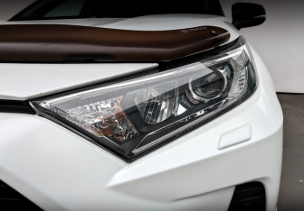 Подержанный автомобиль Toyota RAV4 2021 года (18 фото)