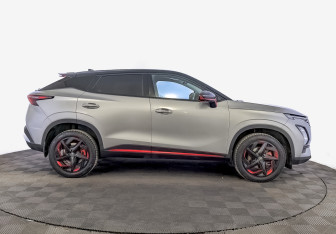 Подержанный автомобиль Omoda C5 2023 года (4 фото)