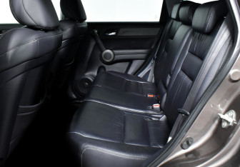 Подержанный автомобиль Honda CR-V 2012 года (10 фото)