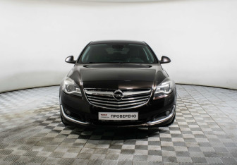 Подержанный автомобиль Opel Insignia Liftback 2013 года (2 фото)