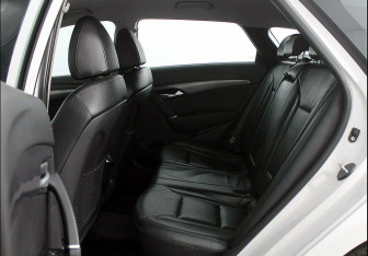 Подержанный автомобиль Hyundai i40 Wagon 2013 года (7 фото)