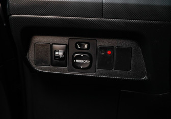 Подержанный автомобиль Toyota Auris Hatchback 2008 года (15 фото)