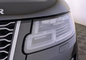 Подержанный автомобиль Land Rover Range Rover 2021 года (11 фото)