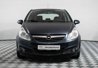 Подержанный автомобиль Opel Corsa 2008 года (2 фото)
