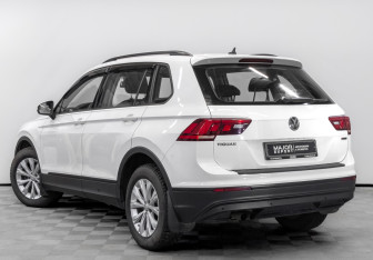Подержанный автомобиль Volkswagen Tiguan 2020 года (7 фото)