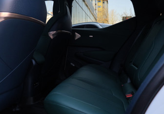 Подержанный автомобиль Zeekr X 2023 года (9 фото)