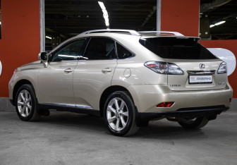 Подержанный автомобиль Lexus RX 2012 года (7 фото)