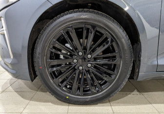 Подержанный автомобиль Geely Preface 2024 года (12 фото)