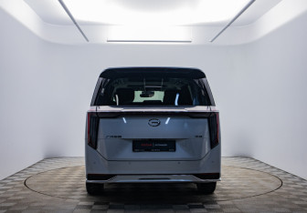 Подержанный автомобиль GAC M8 2023 года (5 фото)