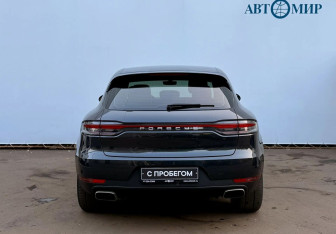 Подержанный автомобиль Porsche Macan 2020 года (6 фото)