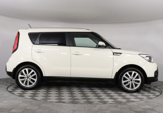 Подержанный автомобиль Kia Soul 2017 года (4 фото)