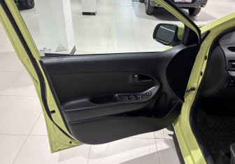 Подержанный автомобиль Kia Picanto 2011 года (7 фото)