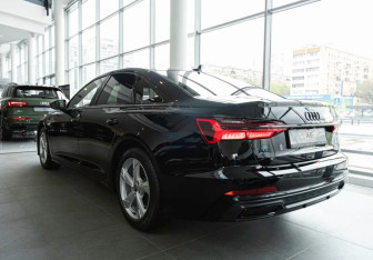 Новый Audi A6 Sedan 2025 (5 фото)