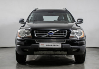 Подержанный автомобиль Volvo XC90 2009 года (2 фото)