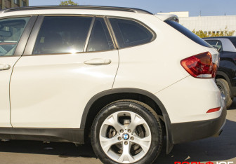 Подержанный автомобиль BMW X1 2014 года (17 фото)