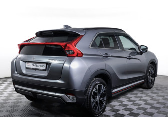 Подержанный автомобиль Mitsubishi Eclipse Cross 2019 года (5 фото)