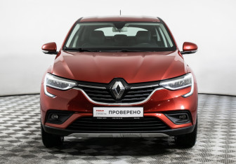 Подержанный автомобиль Renault Arkana 2019 года (2 фото)