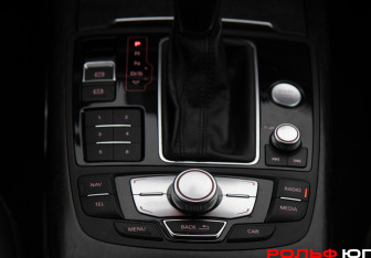 Подержанный автомобиль Audi A6 Sedan 2017 года (16 фото)